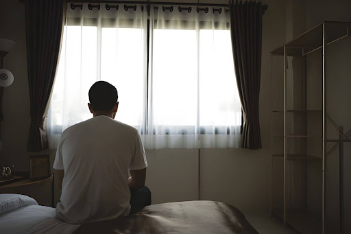 Am I Stressed or Depressed? Signs, Symptoms & When to Seek Help